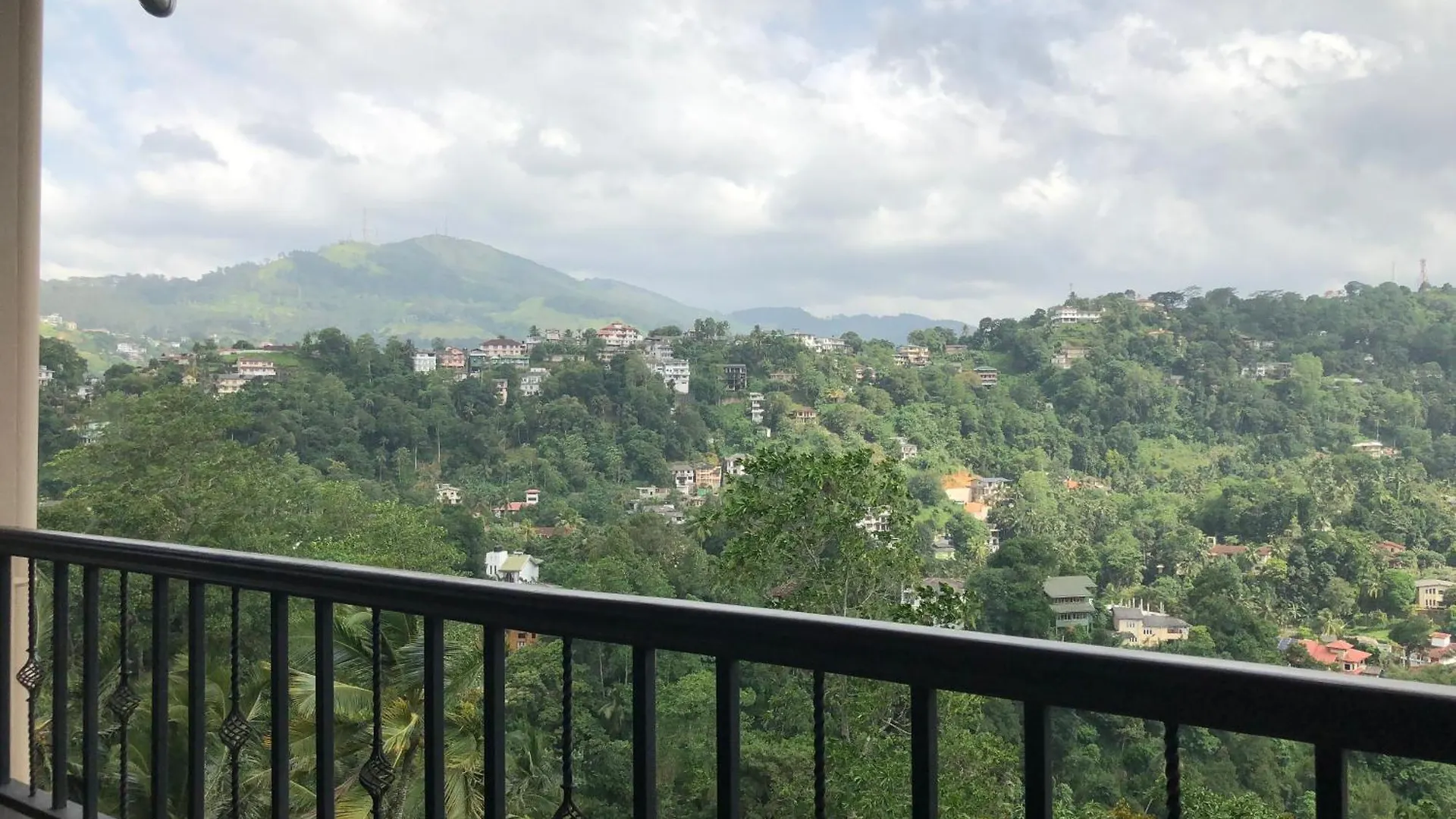 Riverdale Ridge Homestay Kandy Sri Lanka