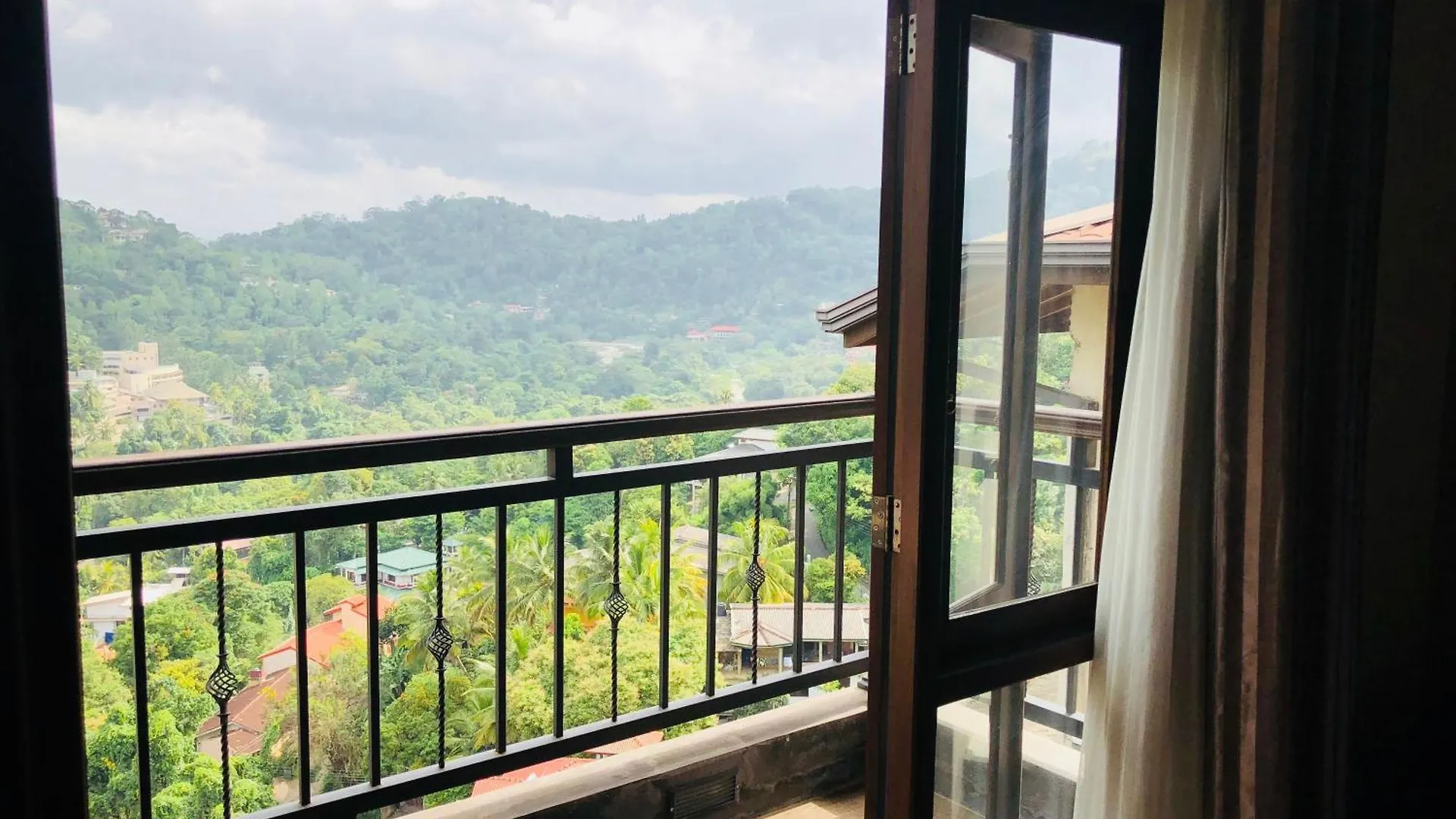 Riverdale Ridge Homestay Kandy Sri Lanka